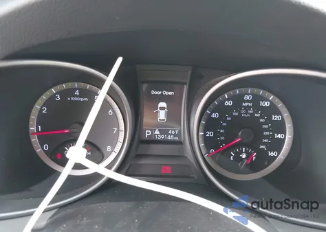 2014 Hyundai Santa Fe Sport 2.4L z USA, uszkodzony, nr VIN 5XYZT3LB0EG146915